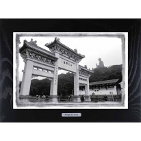 Картина-сувенир Гонконг Po Lin Monastery in Ngong Ping and Tian Tan Buddha 28х38см